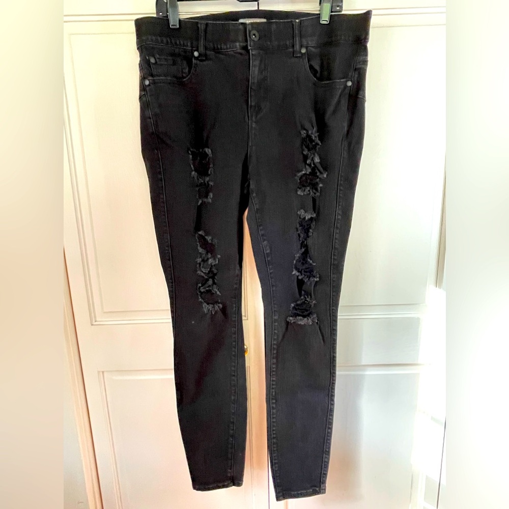 Torrid Bombshell skinny jenas